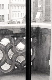 Das Rathaus, von dessen Balkon Willy Anker am 6. Mai 1945 zur Befehlsverweigerung aufrief. Foto aus: G. Steinecke „Meißen – so wie es war“, Droste Verlag 1994, S. 21