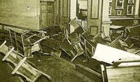 Am 12. 1. 1933 verwüsteter Tagungsraum des Stadtrats. Kopie: Stadtarchiv Meißen